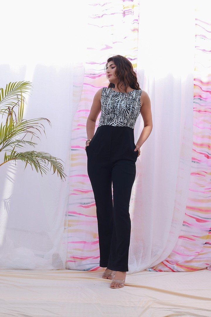 BALCK STARLING JUMPSUIT